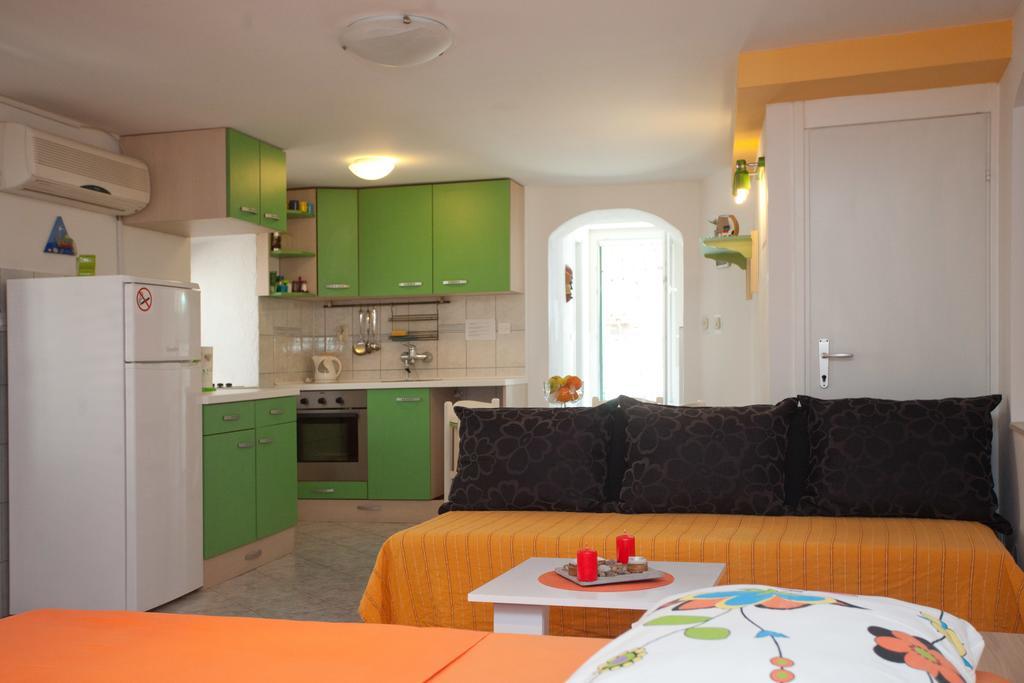 Paradise Apartment With Big Sunny Terrace In The Old Town, Few Meters From The Sea & Riva Promenade Σπλιτ Δωμάτιο φωτογραφία