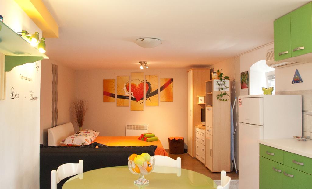 Paradise Apartment With Big Sunny Terrace In The Old Town, Few Meters From The Sea & Riva Promenade Σπλιτ Δωμάτιο φωτογραφία