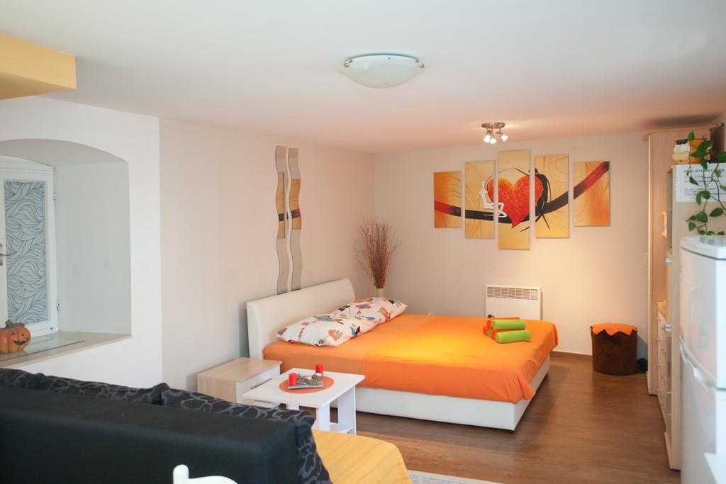 Paradise Apartment With Big Sunny Terrace In The Old Town, Few Meters From The Sea & Riva Promenade Σπλιτ Δωμάτιο φωτογραφία