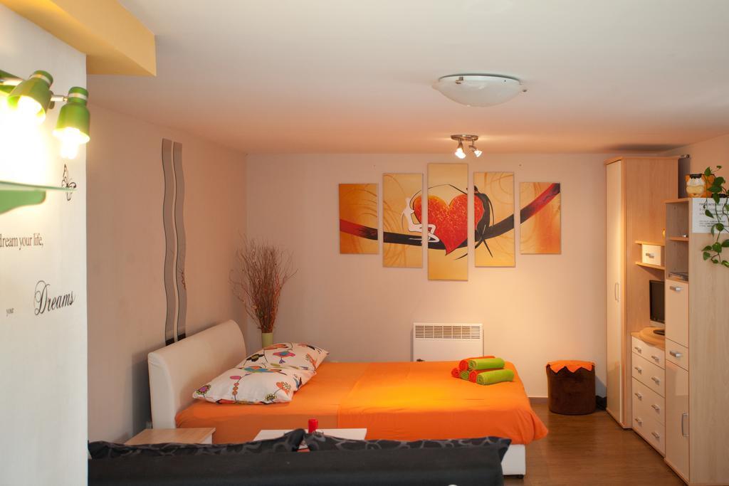 Paradise Apartment With Big Sunny Terrace In The Old Town, Few Meters From The Sea & Riva Promenade Σπλιτ Δωμάτιο φωτογραφία